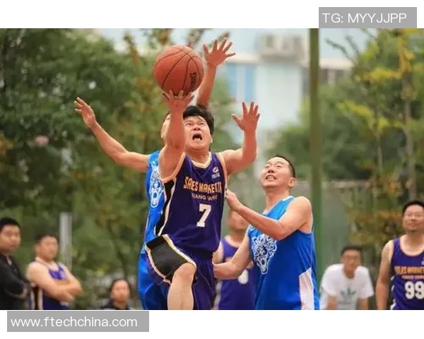 上海篮球队的拼搏之路：一段不屈不挠的奋斗纪实与荣耀回顾