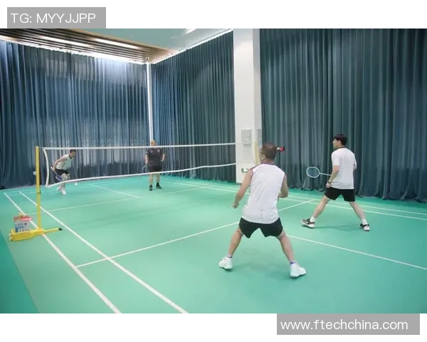 成都羽毛球队团队协作引发热议球员间配合与默契的争论分析